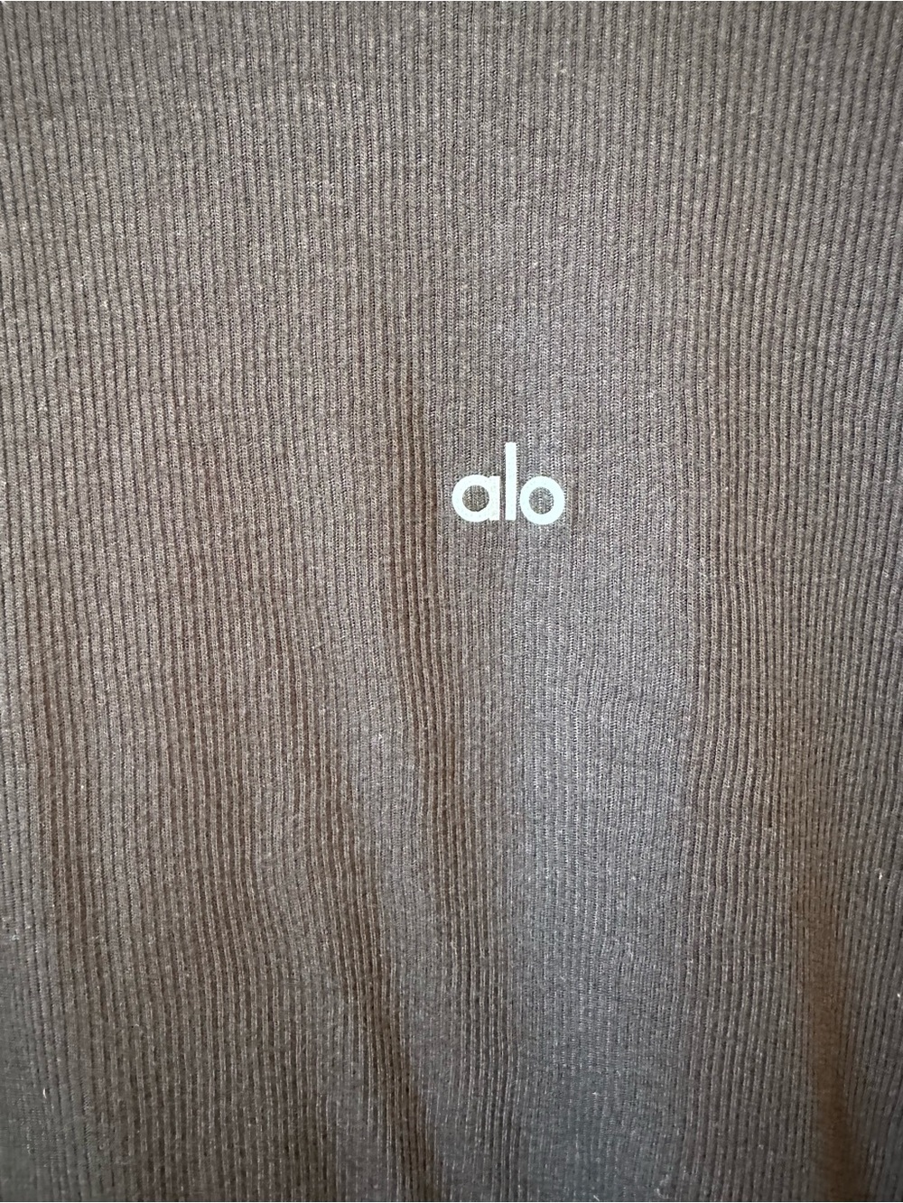 Alo Yoga Black Ribbed Long Sleeve Cutout Top Size Tag Missing L/XL - Picture 3 of 9